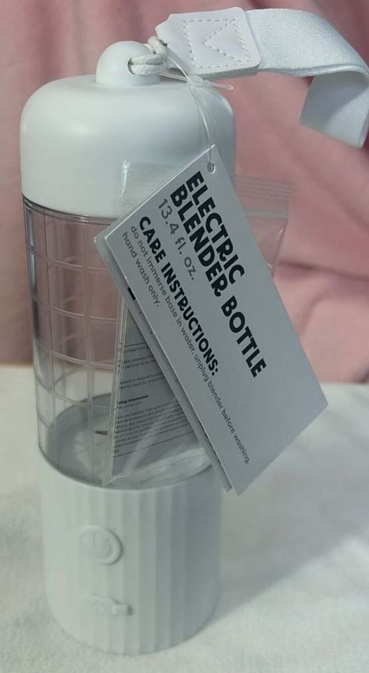 Vivitar Electric Blender Bottle 13.4 fl. oz. White